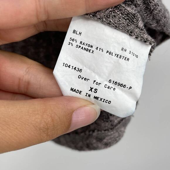 IZ Byer Womens Gray Twist Front Knot Blouse Top Ribbed 3/4 Sleeve Shirt Size XS - Picture 9 of 12